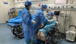 发热门诊组织秋冬季节应对新冠爆发第二次演练