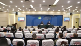 省卫生健康委主任何延政到省医学科学院·省人民医院宣讲党的十九届五中全会精神