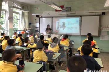 儿科“安全健康课堂”走进胜西小学