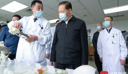 川观新闻：彭清华在省人民医院调研座谈，强调要努力创建全国区域医疗中心、跻身一流临床研究型医院