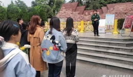 内科规培党支部开展清明节缅怀先烈主题党日活动