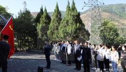 药学部党支部到金川县人民医院开展“党建促业务、帮扶谋发展”主题党日活动