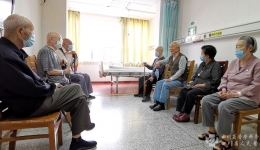 老年综合内科党支部开展一次特别的党史学习分享会