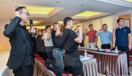 我院牵头成立省医师协会医学机器人和人工智能分会