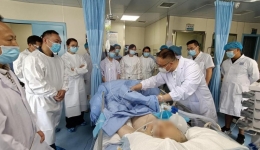 外科监护室党支部开展“重症下基层，重走红军路，重温入党誓词”主题党日活动