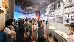 内外科规范化培训生党支部联合乳腺外科党支部开展党建活动