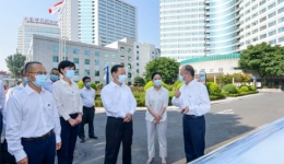 川观新闻：彭清华在调研指导医疗机构、文旅场所疫情防控工作时强调：针对重点防控部位进行漏洞再排查防线再加固