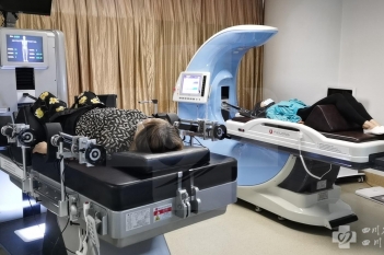 非手术脊柱减压治疗