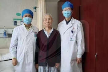 96岁高龄患者腹主动脉瘤支架置入术后