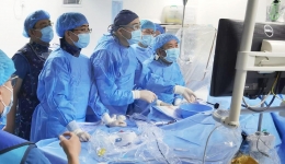 我院心内科首次应用冲击波技术治疗冠脉钙化病变