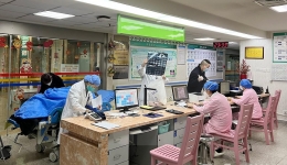 【同心抗疫  迎接春天（二）】小儿外科：千斤重担，一头担着小，一头担着老