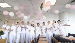 叙事护理让服务更有温度，乳腺外科党支部、团支部开展护士节庆祝活动