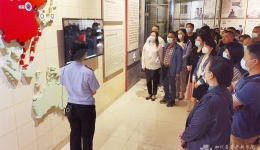 内科党总支组织纪检委员赴锦江监狱开展警示教育