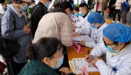 呼吸与危重症学科开展世界慢阻肺日义诊活动