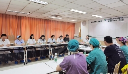 外科党总支、门急诊医技党总支牵头开展 “关心医务人员健康，助力四级手术”联合主题党日活动