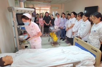 第一届四川省呼吸专科护士培训