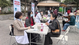 院团委组织开展“不忘初心学雷锋,爱心义诊传真情”义诊活动