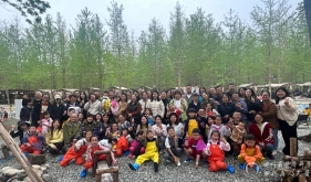 亲近自然乐享春光，临床医学检验中心开展职工春游活动