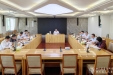院党委召开理论学习中心组（扩大）学习会