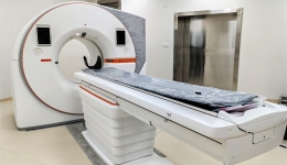 辐射更低、精度更高、速度更快——我院光子CT在省内率先投入使用