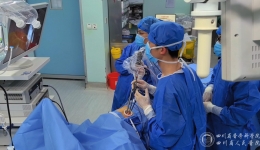 胸外科开展极微孔胸腔镜创新技术