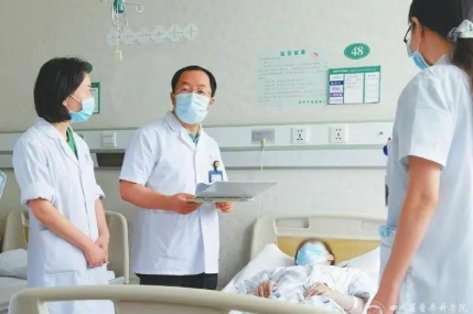 四川省获国家级荣誉医师风采录：李贵森