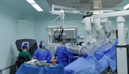 川观新闻：11年完成6000例 四川首台手术机器人交出“高分答卷”