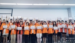 2025ꡰҽ·³̣ഺͬСְŮʵ