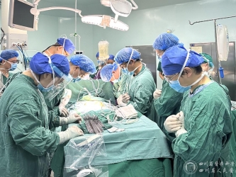 CCTV13：小伙离世后家人捐献器官 7人重获新生