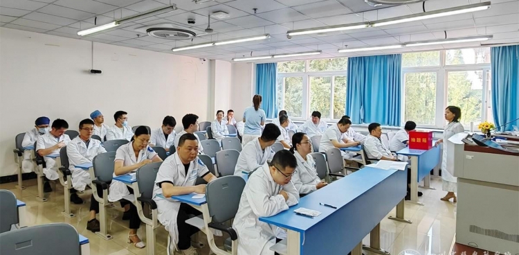 我院圆满完成2025年度国家专科医师规范化培训结业临床实践能力考核工作