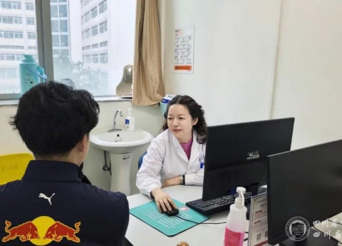 医患连心，无问西东！从英国到成都，此心安处是吾乡