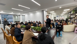 医院感染控制中心党支部与医学信息中心党支部联合开展“AI助力，革新工作模式，添动能”主题党日活动