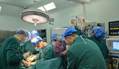 双线生死竞速，两场生命托举