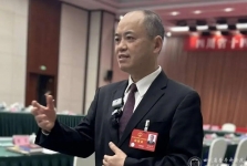 封面新闻：省人大代表杨正林：“医疗+AI”不止于便捷，更将重塑行业格局与服务模式