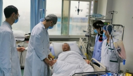 以坚守赴使命，肺移植团队召开工作汇报会