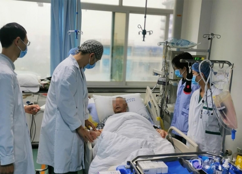 以坚守赴使命，肺移植团队召开工作汇报会