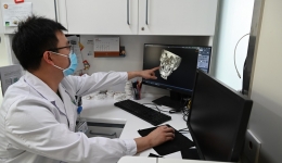 红星新闻：甘肃14岁少年遭鞭炮炸伤面部，还致颅脑损伤，医护团队坚守8天挽救生命