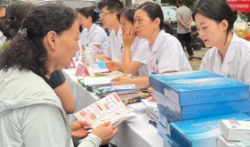 临床营养科举办全民营养周系列活动