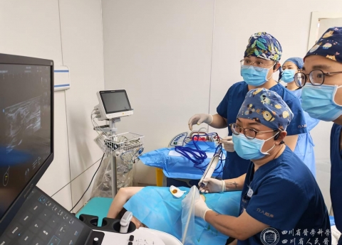介入超声诊疗中心成功开展首例乳腺良性结节微创旋切术