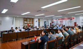《临床药物治疗杂志》编辑部带队全国药学专家到我院参访交流