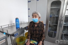 封面新闻：生死博弈！四川七旬老人携“超级细菌”成功换肺