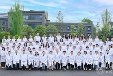 文化建设大家谈丨眼科：守护万千百姓眼中的光亮