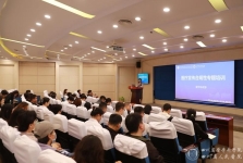 筑牢宣传合规底线 规范医疗传播行为——宣传统战部举办医疗宣传合规性专题培训
